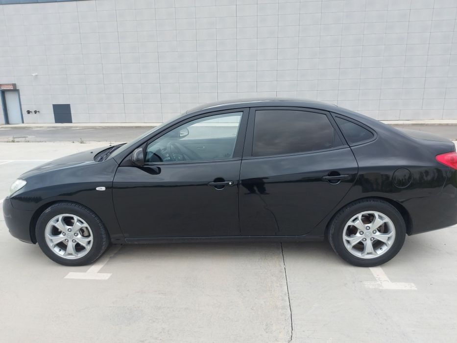 Hyundai avante 2008 года продаётя идеальная машина.Выкуп 3000$