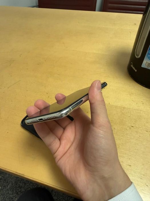 iPhone 11 pro (64 GB)