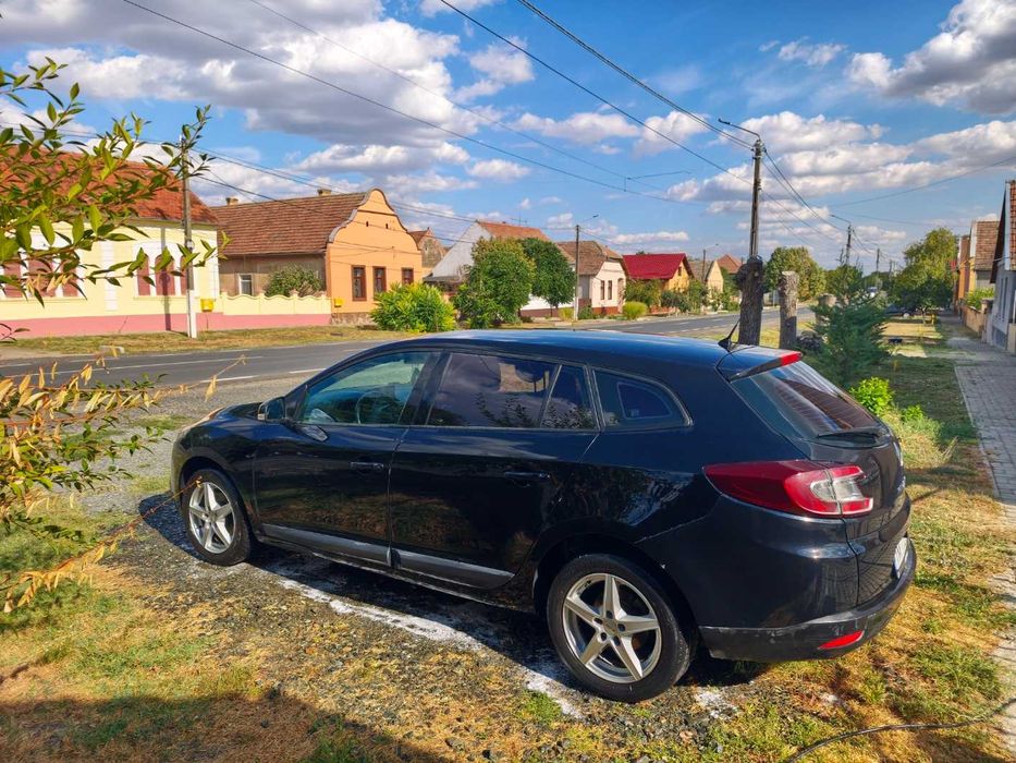 RENAULT Megane 2012 — imagine 2