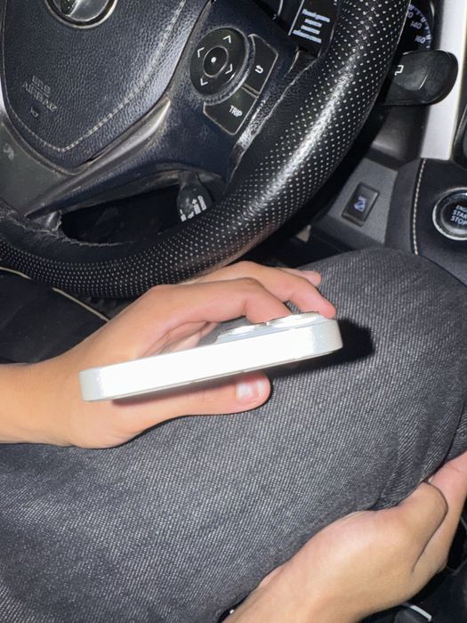 Айфон 14 белый, 128 ГБ