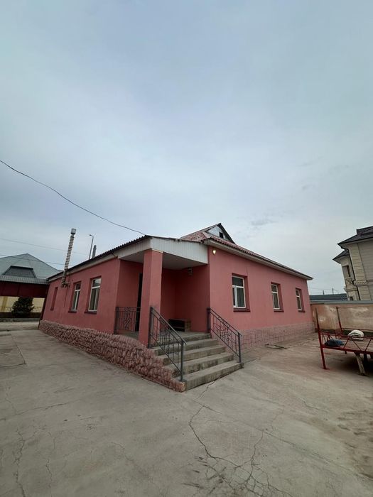 Уй сатылады, жер там