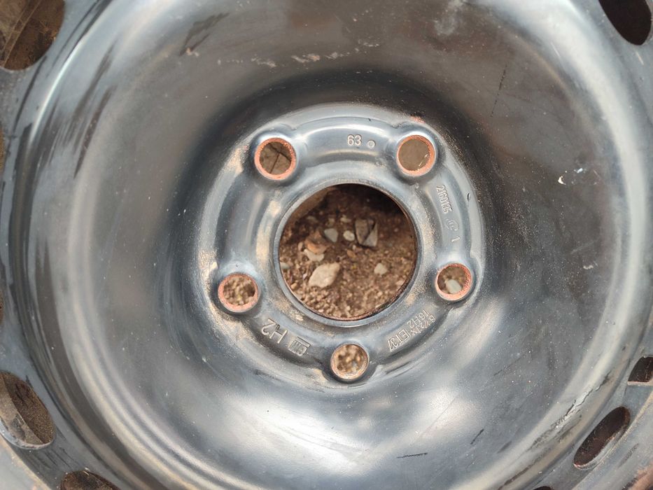 Джанти с подарък гуми  от Опел са свалени 5x110