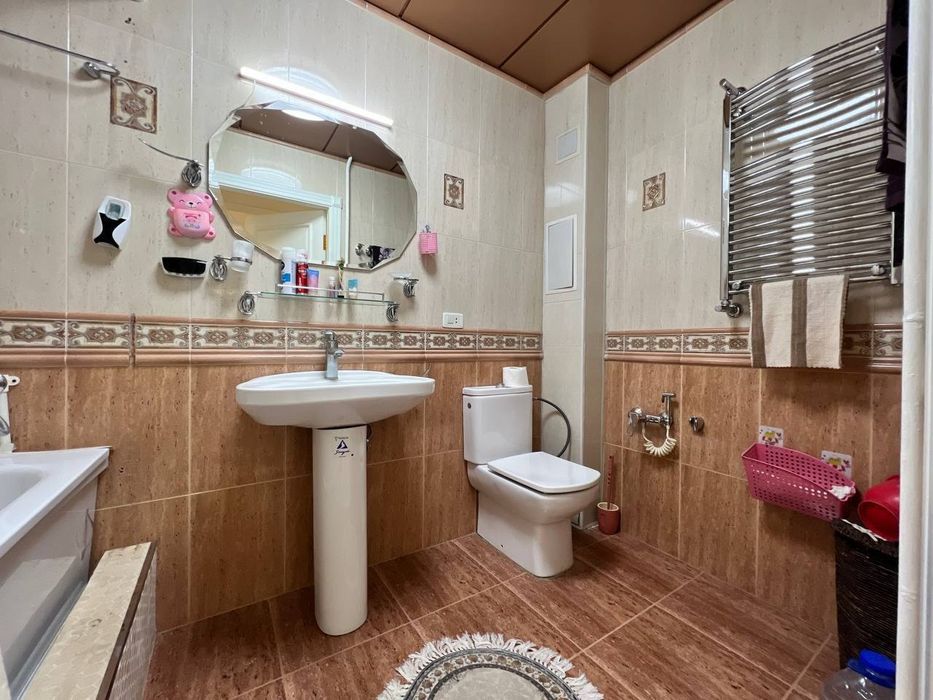 Продается 2х ком квартира на Дархане, ор-р: БЦ Инконель, 107м²