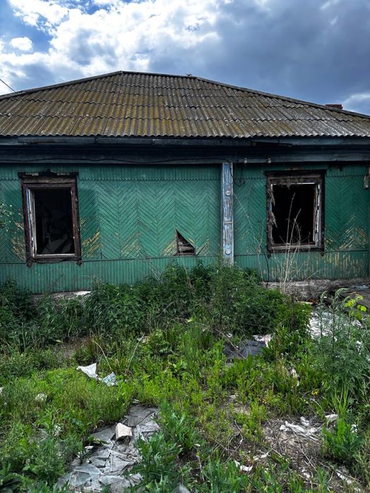 Дом на разбор или на дрова .