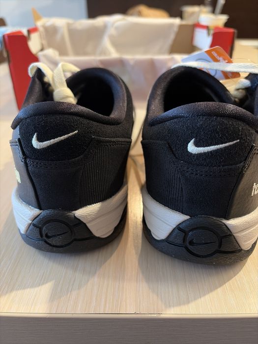 Маратонки Nike total90lll