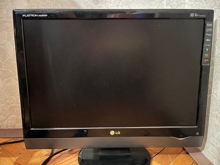 Монитор LG- много добро състояние