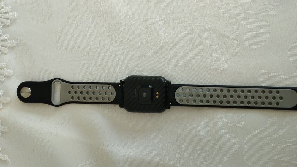 Продам часы в отличном состаяние