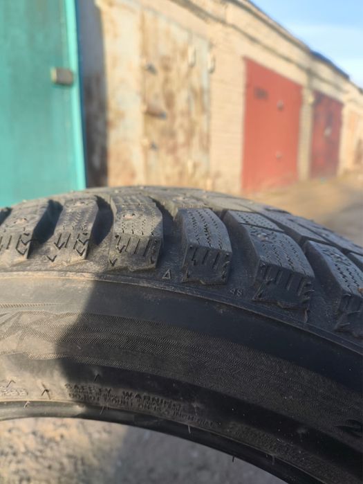 Продам зимнию резину 4шт