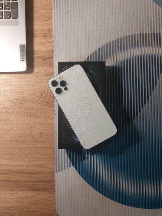 Обмен айфон 12 про