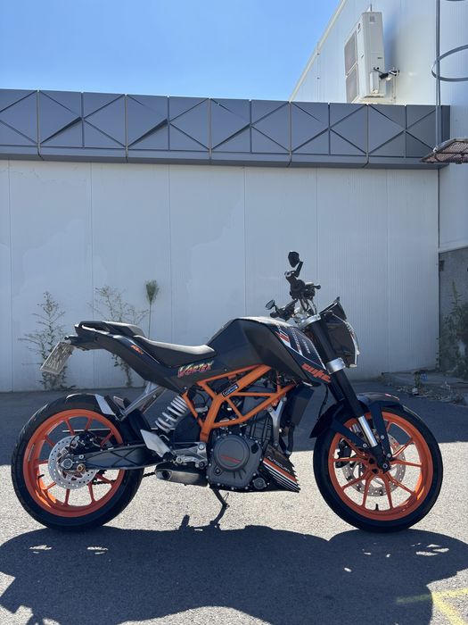 KTM DUKE 390
