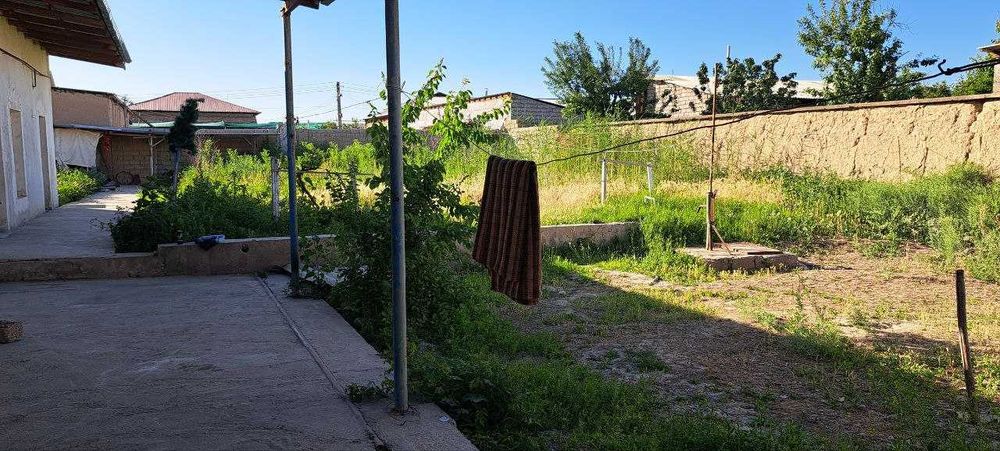 Uchastka sotiladi 6 sotix srochna