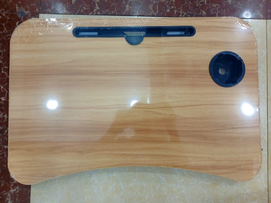 Bolajonlarimizga dars qilish uchun partalar