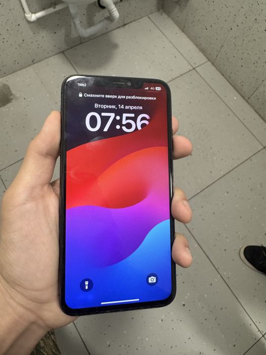 продам айфон 11 про макс 256гб