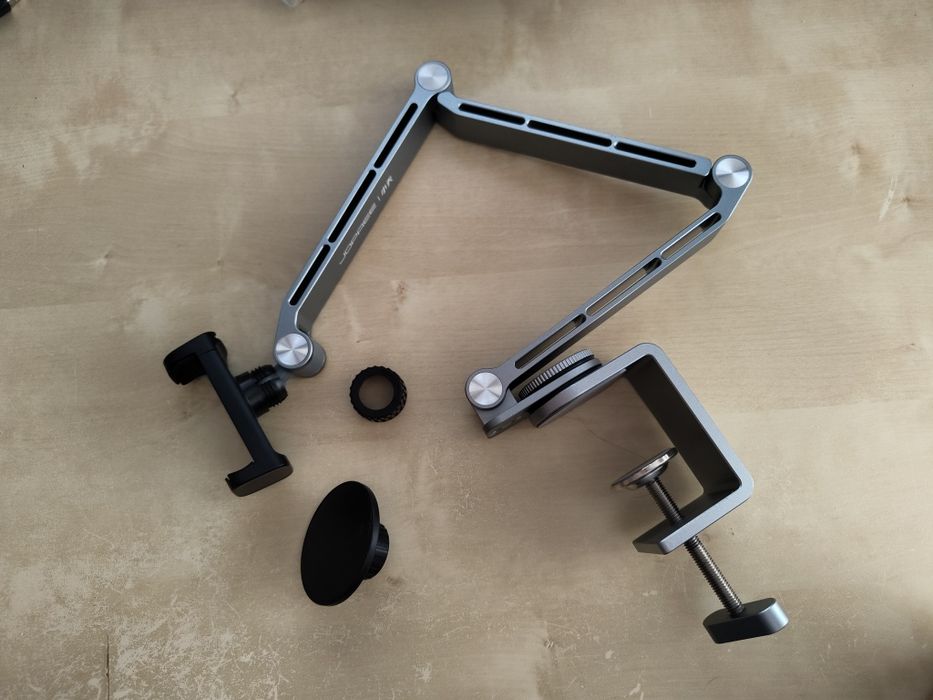 Brat telescopic, Suport Birou Telefon/tableta