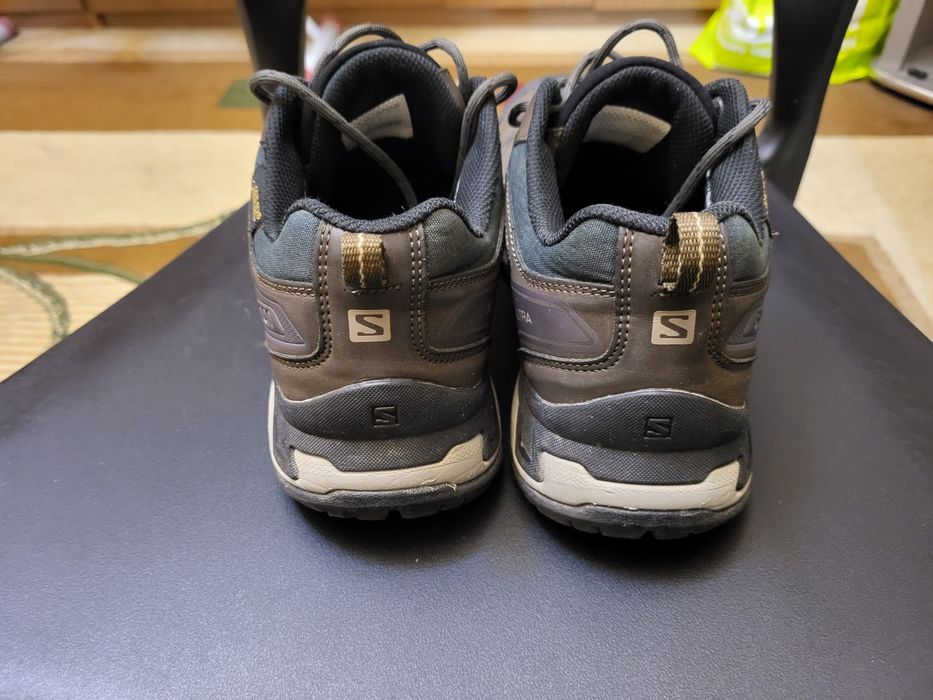 Продаю ботинки salomon