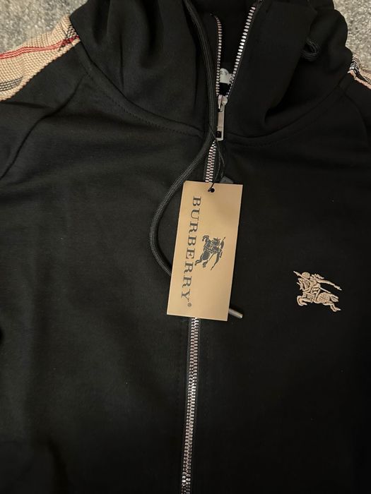 Compleu Burberry (marimi: S, M, L, XL, XXL)