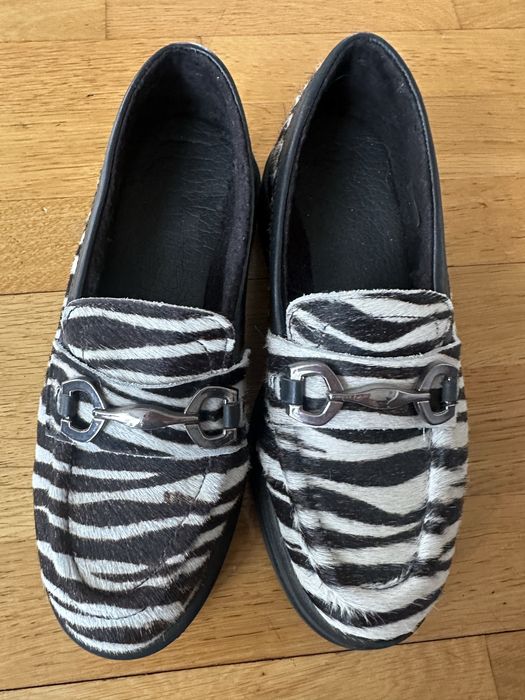 Обувки с косъм и топла подплата