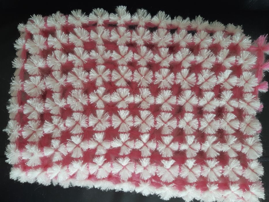Păturică pom-pom mohair