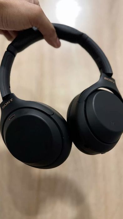 Наушники Sony WH-1000XM4