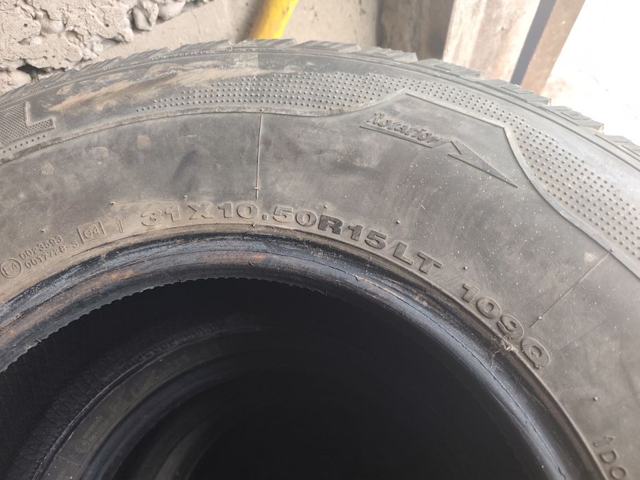 Продам резину 31 зимняя