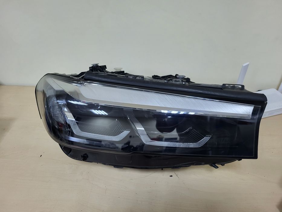 Десен фар фарове BMW G30 G31 LED Facelift desen far farove бмв г 30