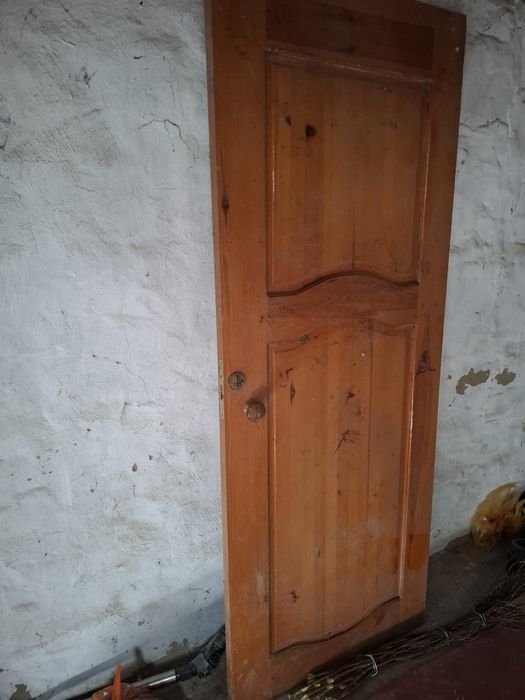 Продается Дверь деревянный Ағаш есік сатылады