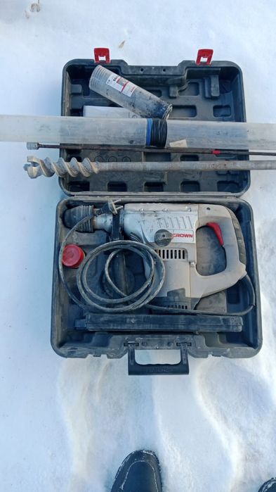 Продам перфоратор и бур кондиционера