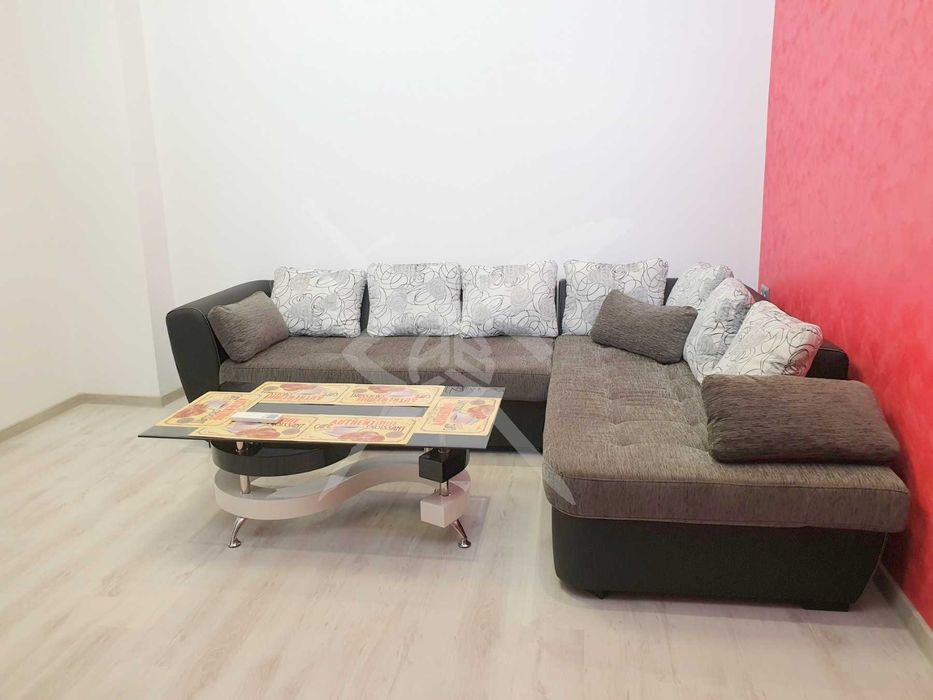 Продава се Четиристаен апартамент в Хисаря - 100 кв.м за 850 €/кв.м - Снимка #3