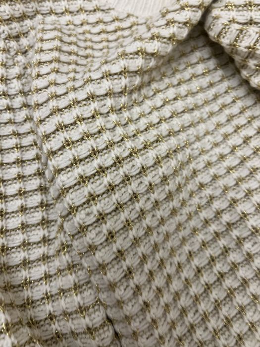 Нежный свитер от guess