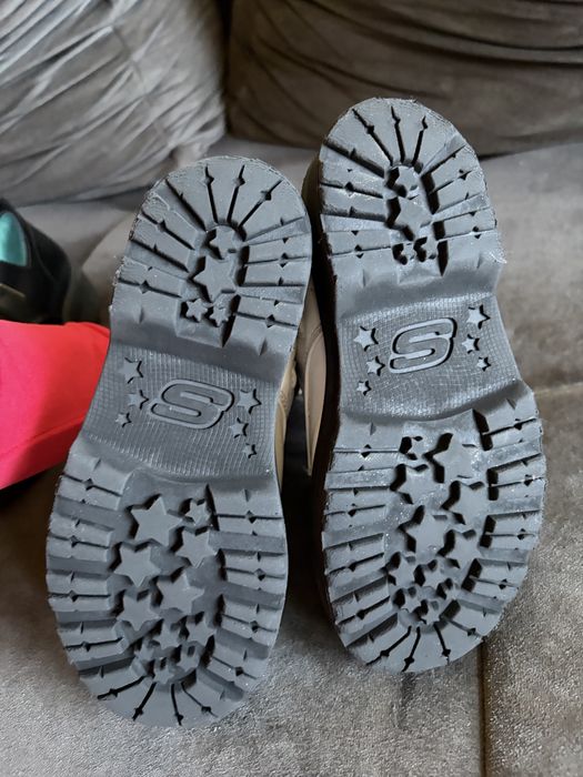 Set 2 perechi ghete Skechers marimea 30 in stare buna