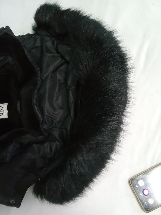 Дамско зимно яке с естествен пълнеж на ЗАРА, размер Л