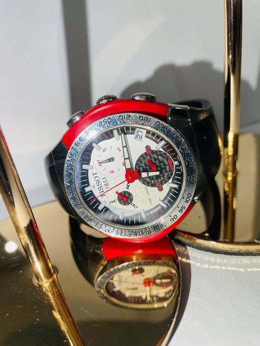 Продам часы свои! Причина продаже лежат без дело (((