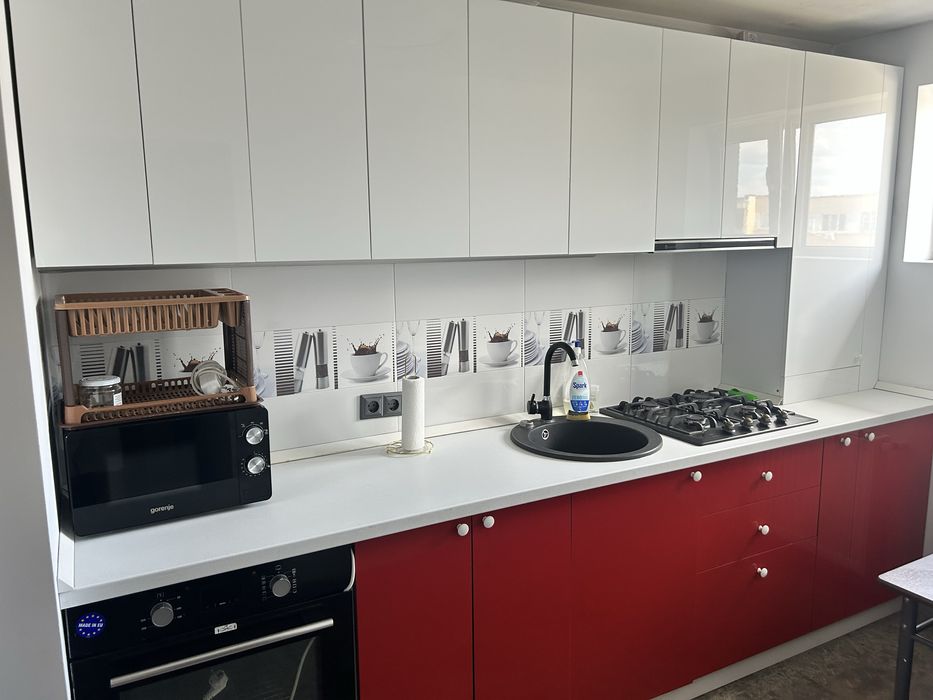 Inchiriez apartament