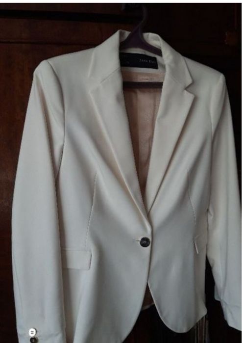 Элегантный женский пиджак