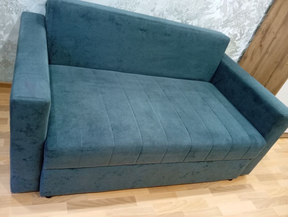 Продам мягкий диван