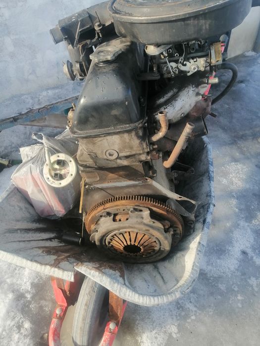 Двигатель с жигули