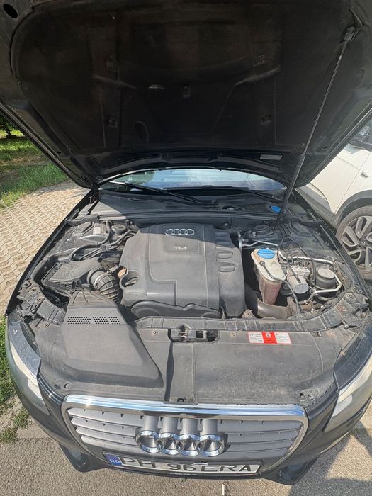 Vand AUDI A4 B8, an 2009, cutie automata 8+1