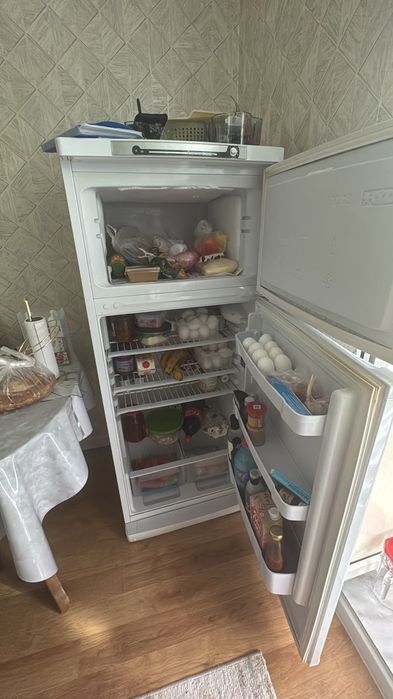 Продам холодильник Индезит