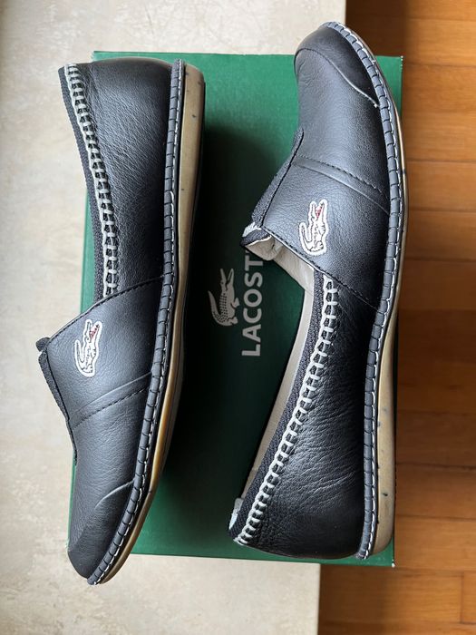 Оригинални дамски  LACOSTE кожени обувки, тип мокасини