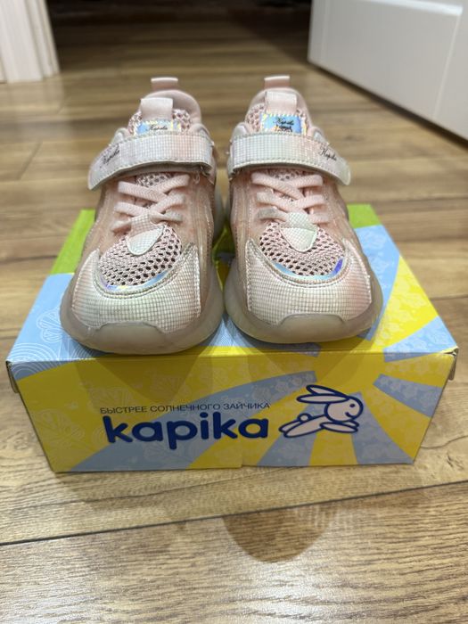 Продам кроссовки детские