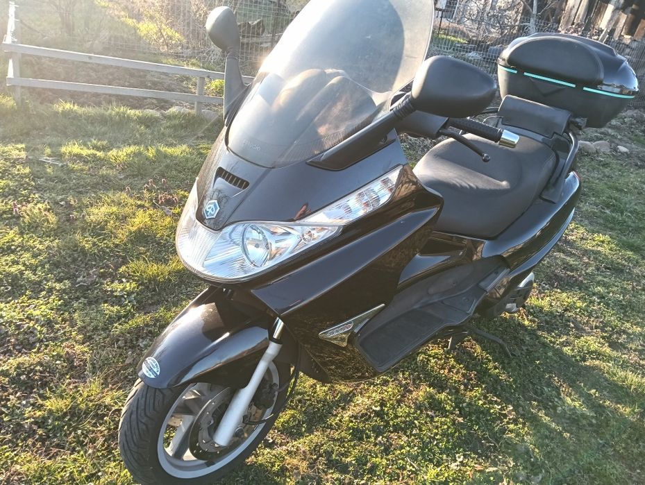 Piaggio X8, an 2006 , 400cc