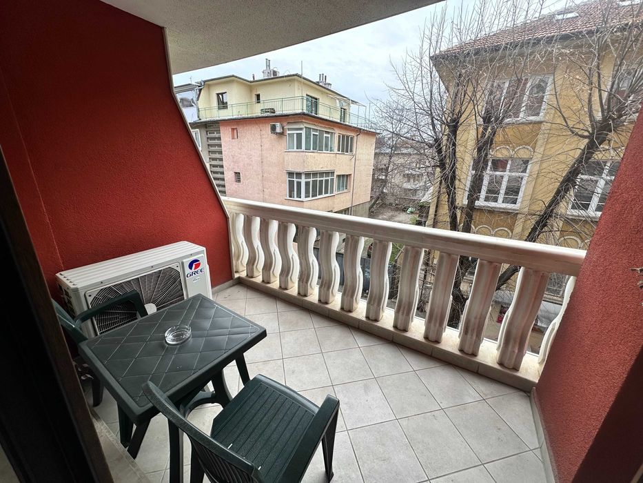 Дава се под наем Двустаен апартамент в Варна, Гръцка махала - 75 кв.м за 900 € - Снимка #8