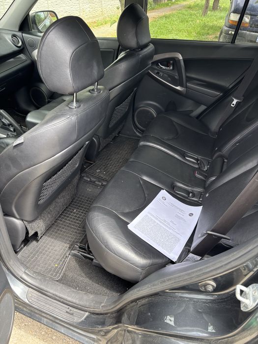 Vand toyota rav 4