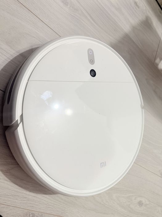 Робот Xiomi vaccum Map прахосмукачка