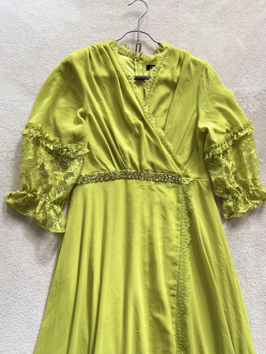 Платье вечернее