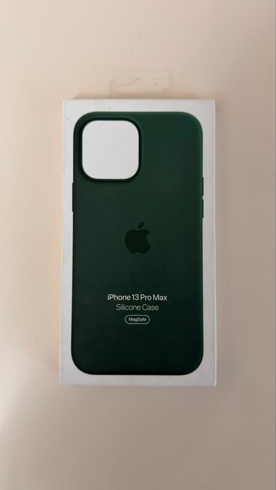 Оригинальные чехлы на iPhone 13 Pro и 13 Pro Max