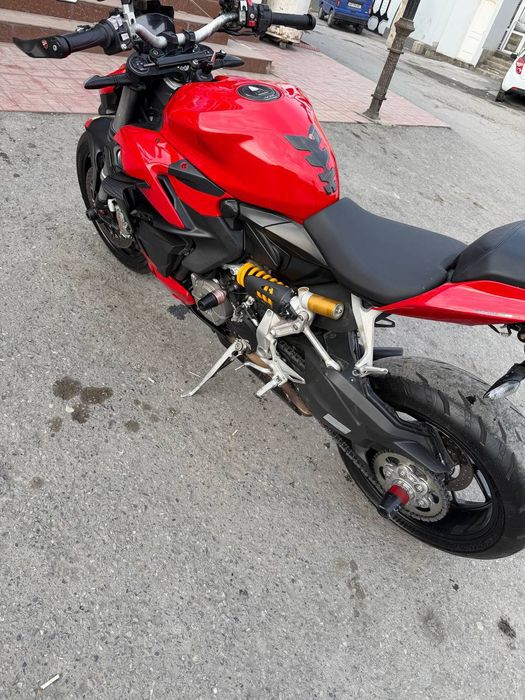 Ducati 2022 yil 10000 km yurgan