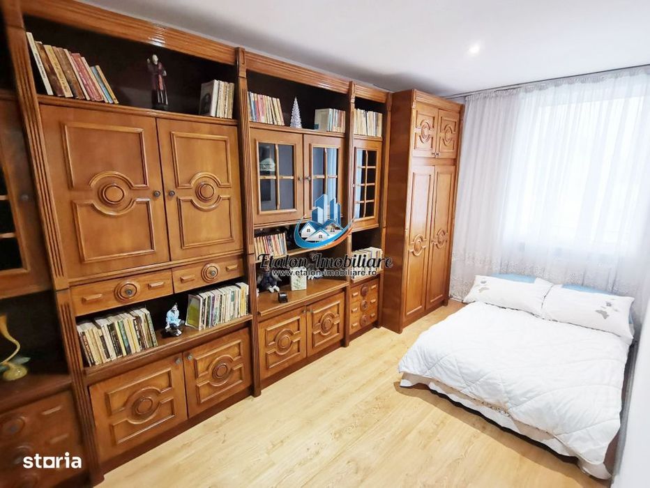 Apartament 2 camere, etaj 1, ultracentral, zona Muzeu Piatra Neamt — fotografia 3