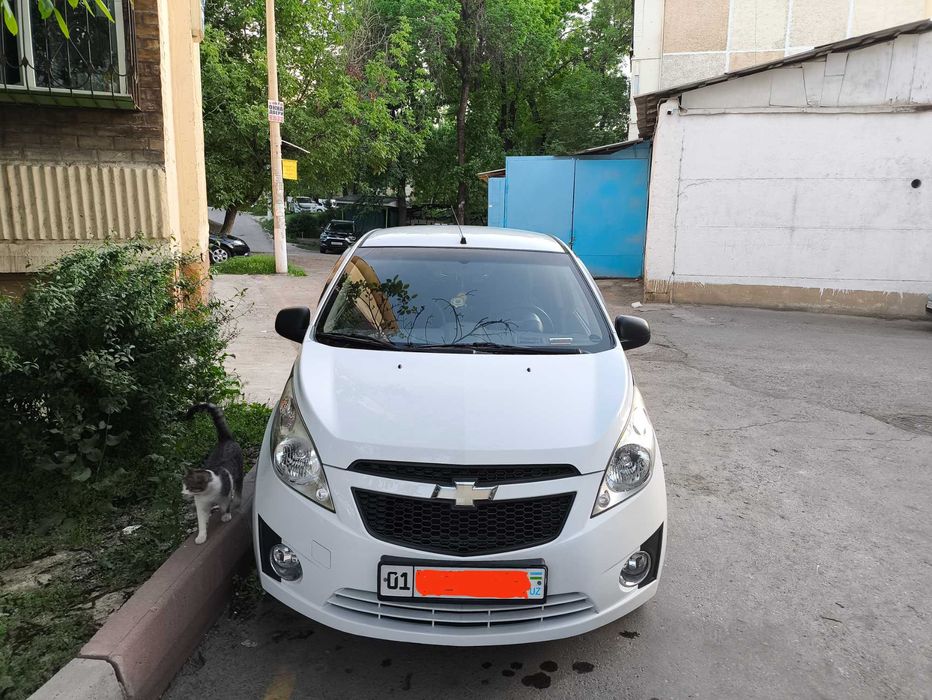 Продается автомобиль Spark, 1 евро позиция