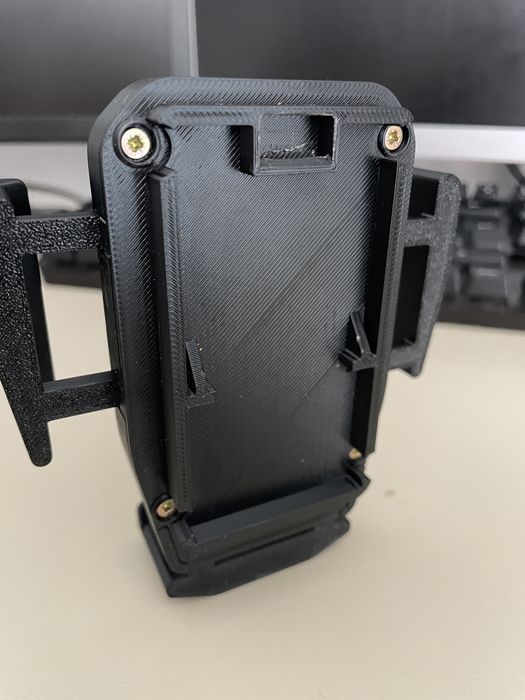 Стойка за телефон Passat b5.5 + Подарък